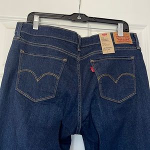 NWT LEVI’S 710 SUPPER SKINNY women’s jeans, Sz 16 Medium, W33 x L30. Excellent